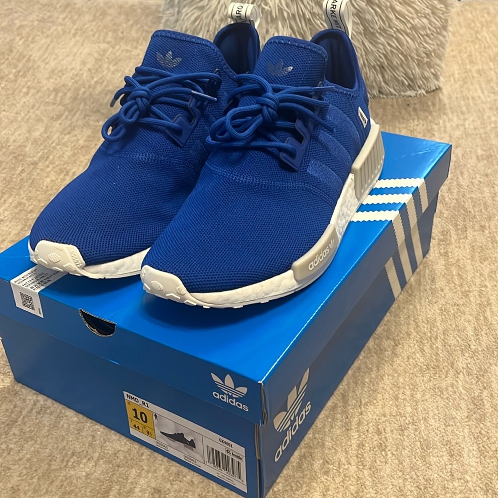NMD R1 SHOES